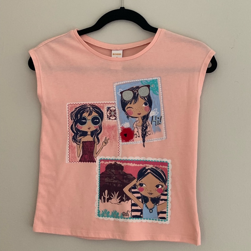 Bundle of 2 Gymboree short sleeved T-shirts